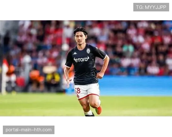 摩纳哥主场球迷抗议判罚，南野拓实中场绞杀表现亮眼